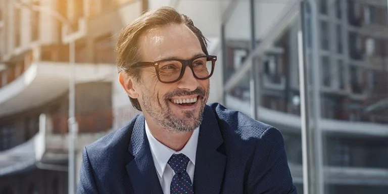 Imagem de homem investidor de franquias